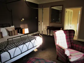 Invershin Hotel Bunkhouse & Bar - Room