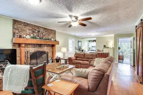 136 Private Acres: Lakefront Aiken County Home! - Innvendig