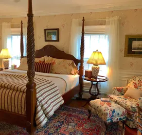 Captain David Kelley House Bed & Breakfast - Room
