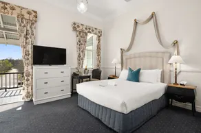 The Convent Hunter Valley Hotel - Room