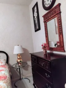 Rush Bond Villa - Zimmer