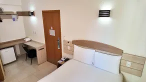 Larison Executive - by Easy Hotéis - Room