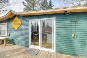 Lovely Maine Cabin w/ Deck, Gas Grill & Fire Pit! - Interiör