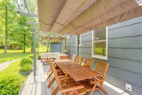 Family Home w/ Outdoor Oasis in Hudson Valley - Innvendig