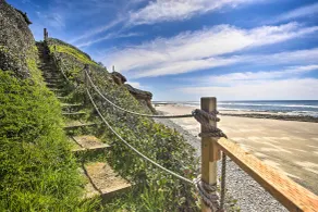 Oceanfront Cottage w/Deck & Secluded Beach Access! - Innenbereich