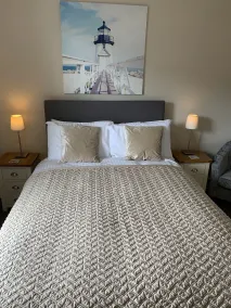 The Chestnuts - Room