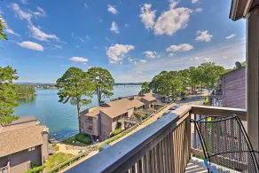 Hot Tub Access: Fantastic Condo in Hot Springs! - Interior