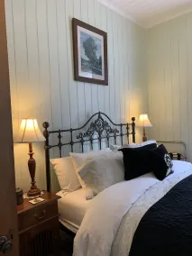 Sennen House Boutique Accommodation - Room