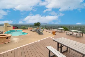 One-of-a-kind Guest Suite in Hill Country w/ Pool - Interiør
