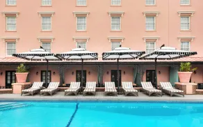 Mills House Charleston, Curio Collection by Hilton - Piscine