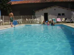 Chateau de Faudade - Pool