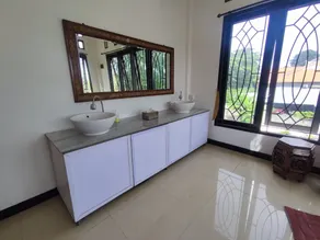 Fora Capsule Hostel Tuban Kuta  - Salle de bain