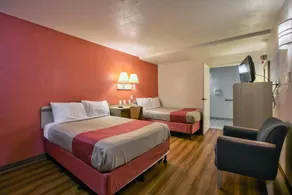 Loyalty Inn Tallahassee - Room
