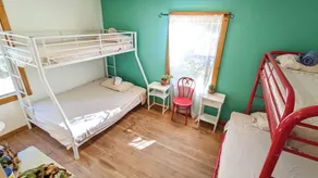 Jackass Hostel - Habitación