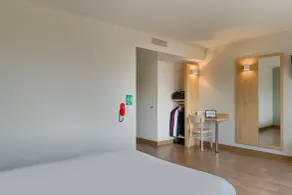 B&B HOTEL MARSEILLE La Valentine Saint-Menet - Værelse