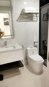 Halong Lavender Hotel - Bathroom