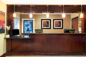 Howard Johnson by Wyndham Lafayette - Lobby
