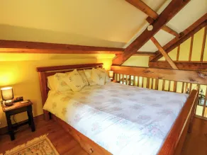 Maggie's Barn - Rom