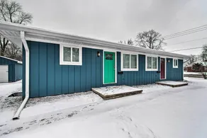 Ideally Located House - 9 Mi From Route 66! - Interior