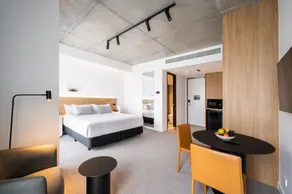 Nesuto Docklands - Room