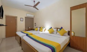 Itsy Hotels Everest Leela Residency - Room