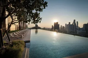 Grande Centre Point Lumphini Bangkok - Piscina