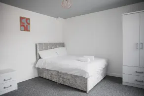 Leicester City House - Room