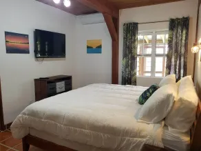 The BNB on Triggerfish Close to the airport - Habitación
