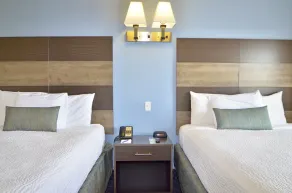 Coastal Palms Inn and Suites - Room