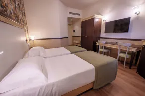 Hotel & Meeting Centergross  - Zimmer