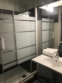 Hôtel Kyriad Dijon - Longvic - Salle de bain
