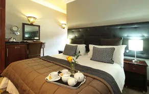 uShaka Manor Guest House - Room