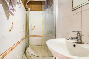 GuestHouser 3 BHK Houseboat e567 - Banheiro