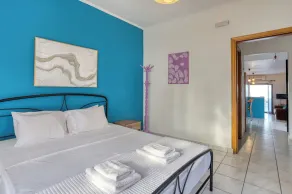 Beachfront Blue Comfort Sitia By ComfortBnb - Rom