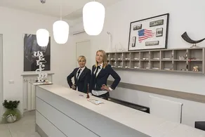 Hotel America - Reception