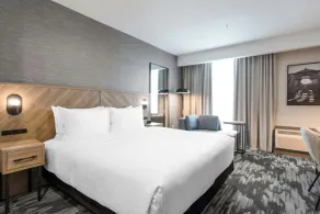 Sandman Signature Winnipeg Airport Hotel & Suites - Rom