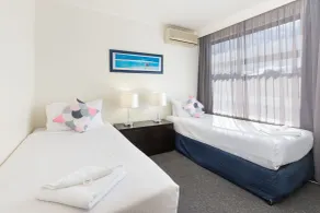 City Edge East Melbourne Apartment Hotel - Room
