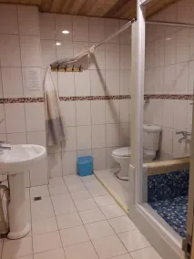 Fu Chuan Garden - Bathroom