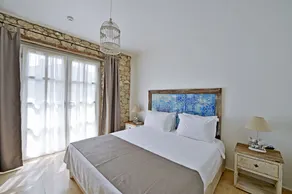 Bay C - Room