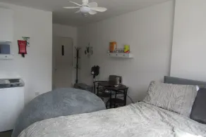 Cozy Studio Rental with Private Facilities in Greater London - Værelse