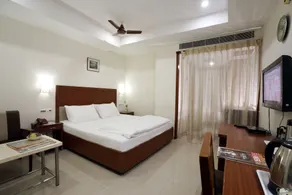 Hotel Geetha Regency - Room