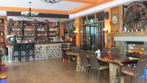 Nirvana Hotel - Hostel - Restaurant
