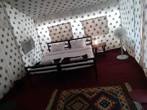 Kaila Devi Hotel Camp - Habitación