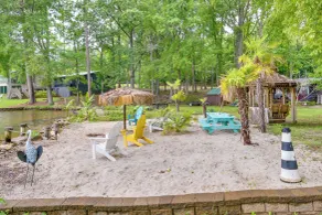 Cross Hill Lake House Rental w/ Panoramic Views - Interiør