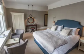 The White Lion Hotel - Room
