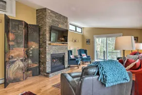 Cozy Home w/ Sauna: Mins to Stowe Mountain Resort - Innvendig