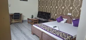 Hotel Utsav Deluxe - Habitación