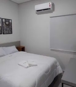 VR2 Hotel - Zimmer