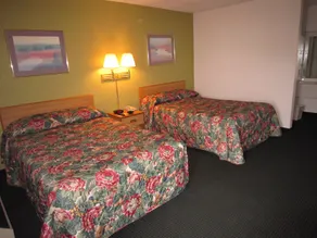 Plaza Inn - Chambre