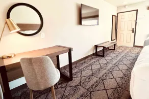 Ramada by Wyndham Modesto Yosemite Area - Chambre